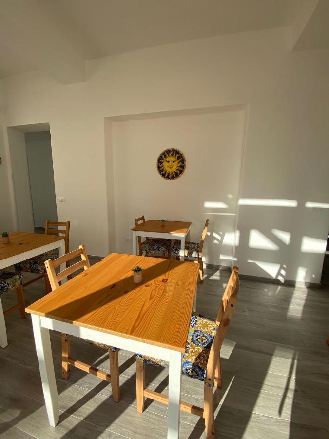 Le Cinque Stanze Palermo Room&Breakfast Exterior photo